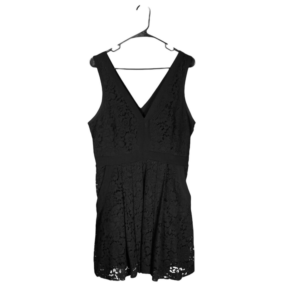 Free People Women's Dress Black Lace Floral Pockets Sleeveless Lined Fit Flare L